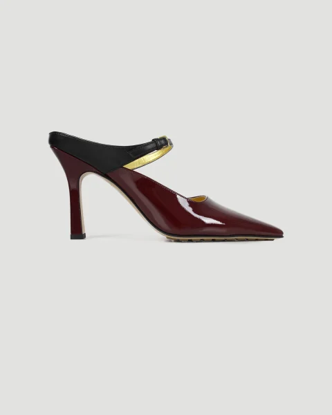 Mary Jane Pumps in Patent Leather