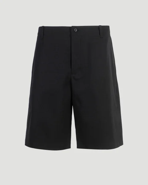 The Camargue Shorts in Black