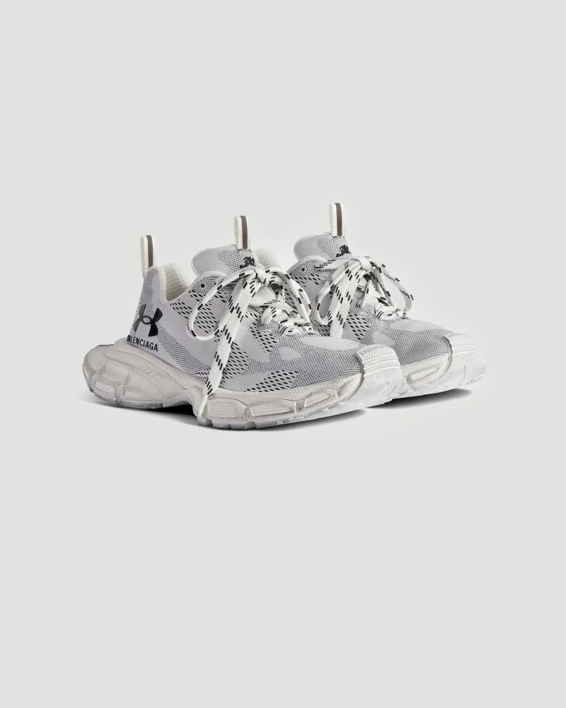 Women's Under Armour® 3XL Knit Sneaker in White and Black — снимка 2