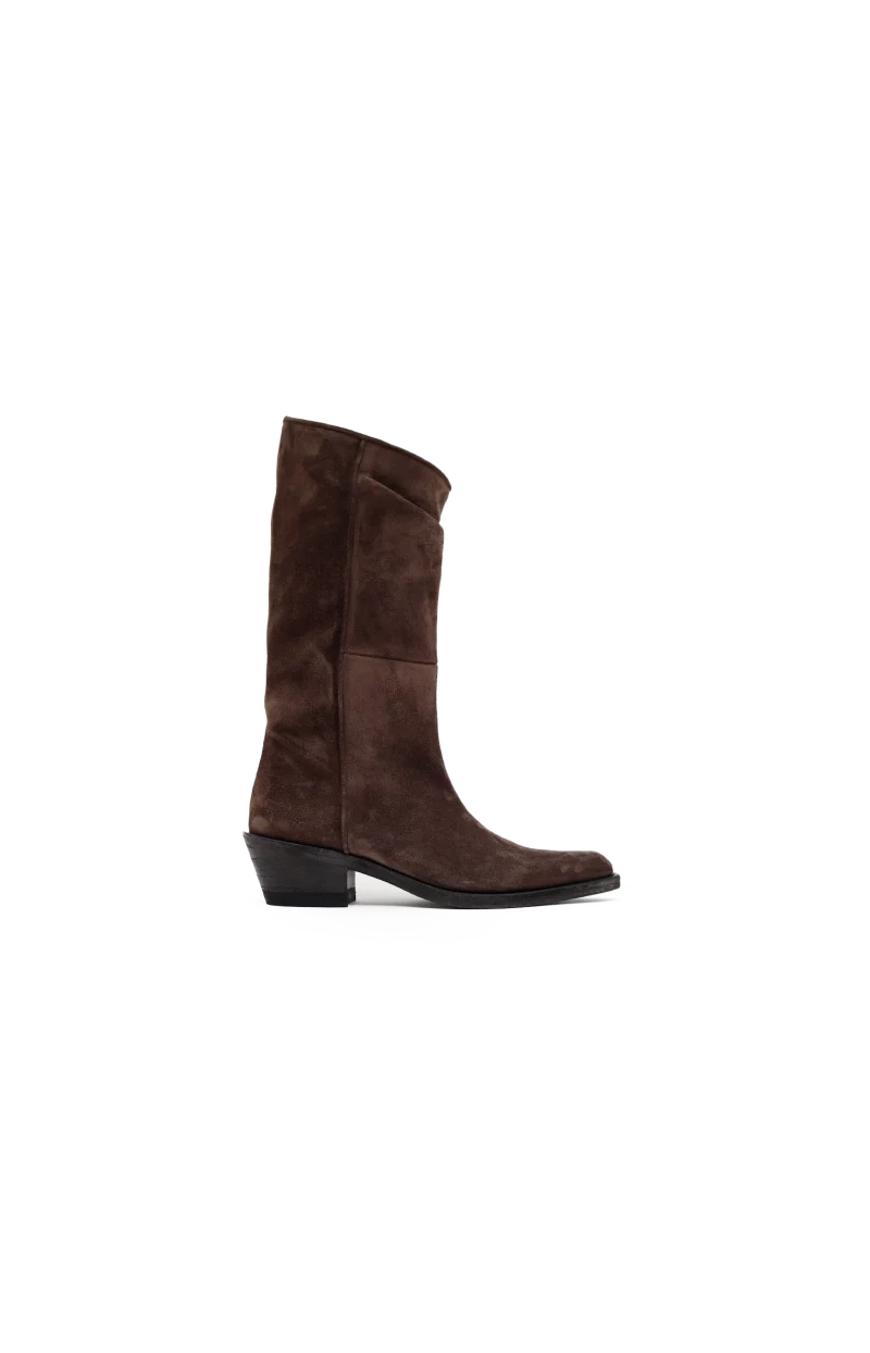 Clive Boot in Umber
