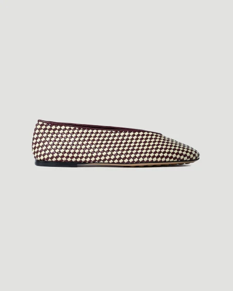 Ballerina Flats in Barolo and Camomile