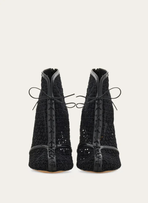 Боти на ток с 'Macramé' дизайн Ferragamo — снимка 3