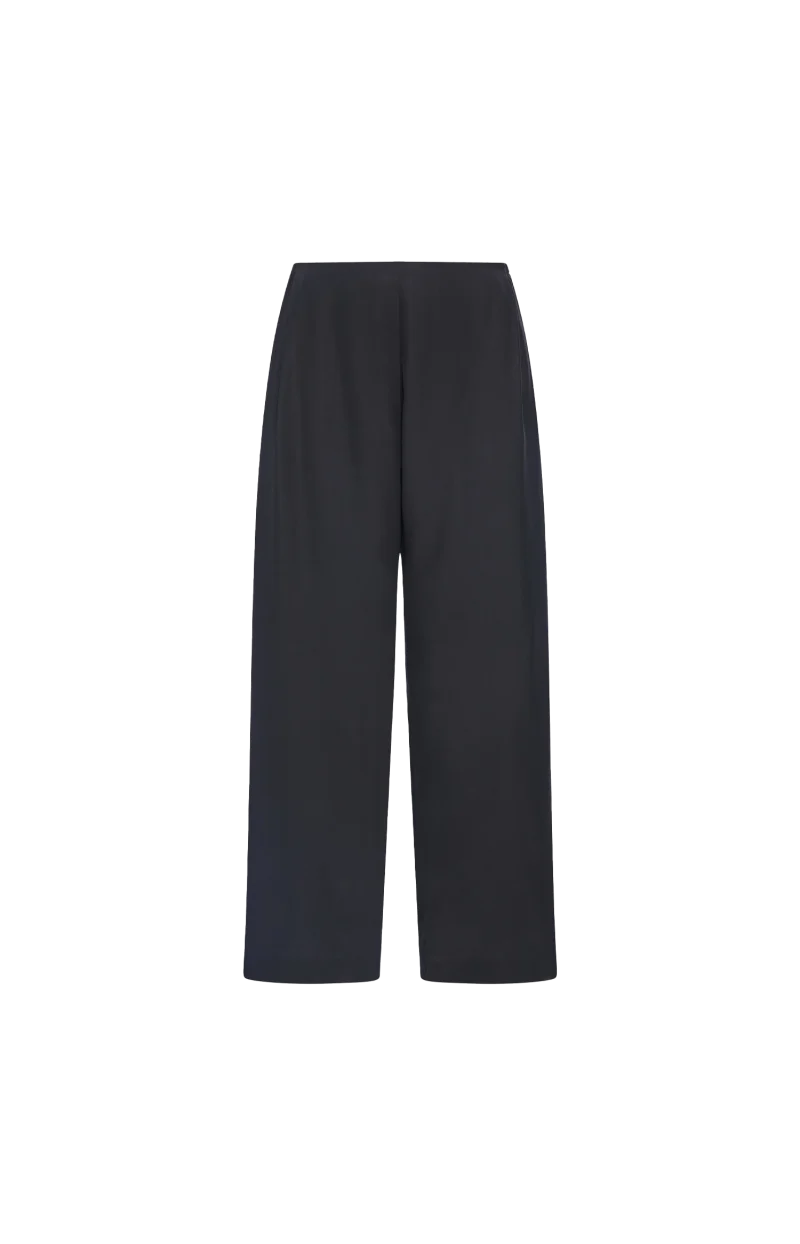 Jaine Pant in Black