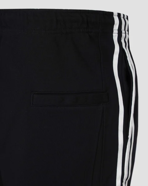 French Terry Cutline Shorts in Black — снимка 3
