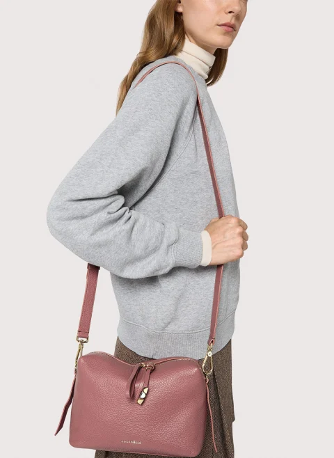 Мини чанта Coccinelle Nory Small — снимка 9
