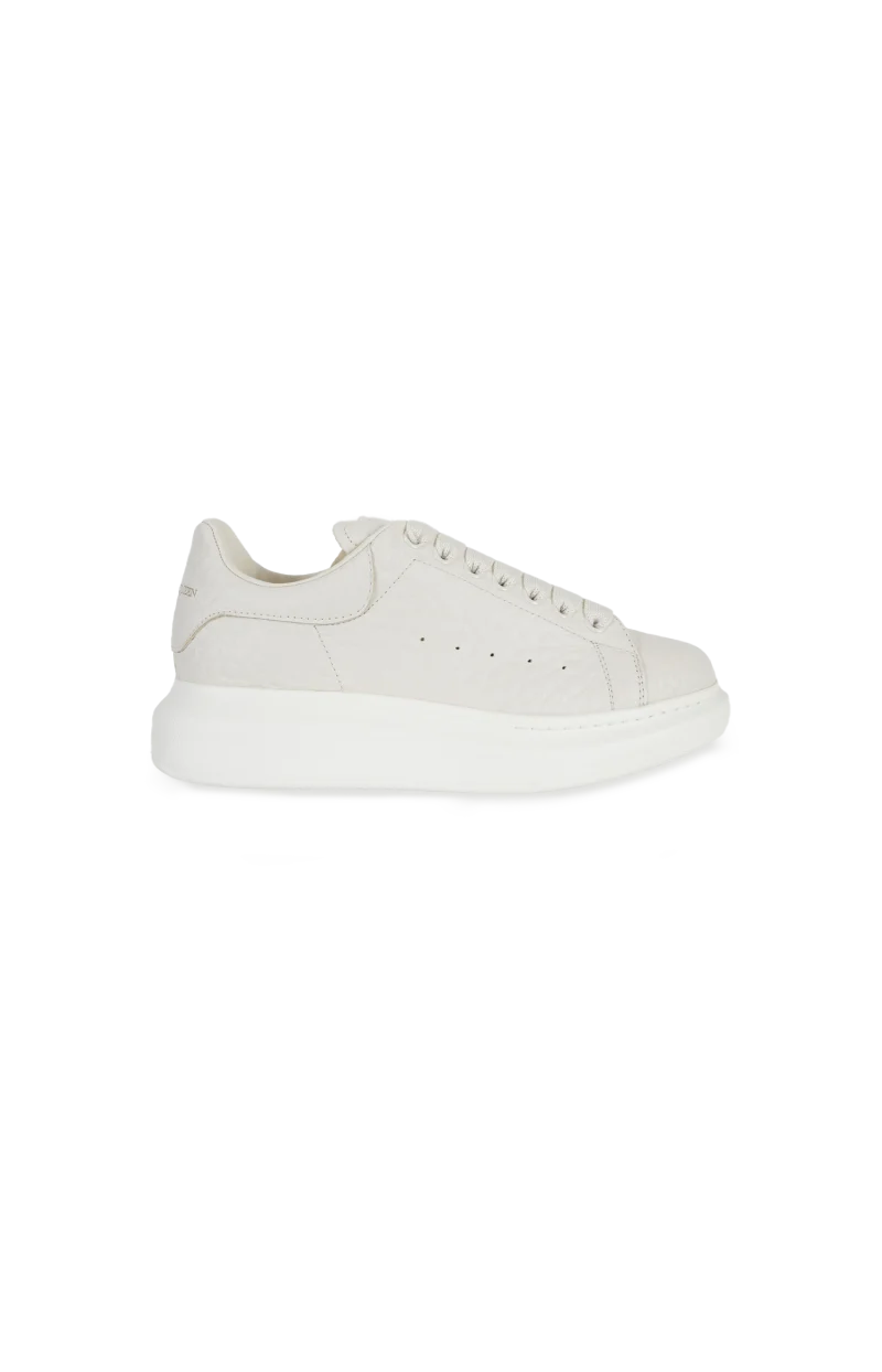 Oversized Sneaker in Off White