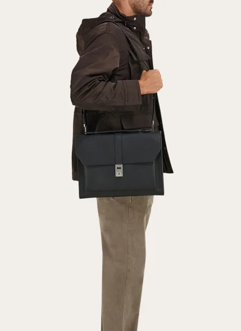 Чанта тип куфарче 'Hug' Ferragamo — снимка 7