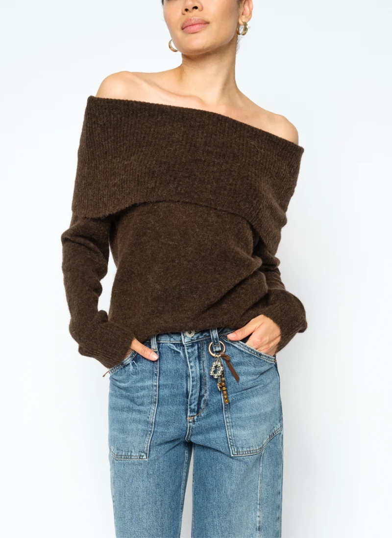 Пуловер с 'Off-the-shoulder' дизайн Mos Mosh Mape