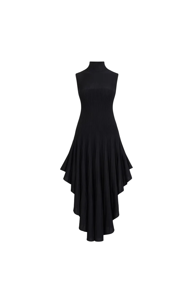 Sculpting Pointed Dress in Black