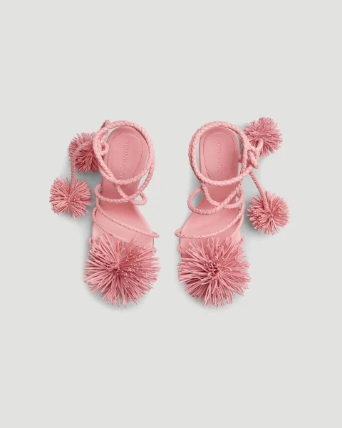 Adam Pompom Intrecciato Leather Sandals in Ribbon — снимка 4
