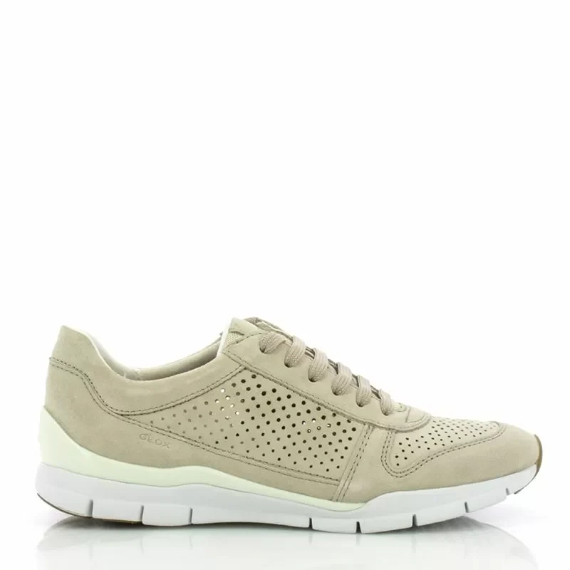 Дамски Сникърс GEOX – D02F2B D SUKIE LT TAUPE