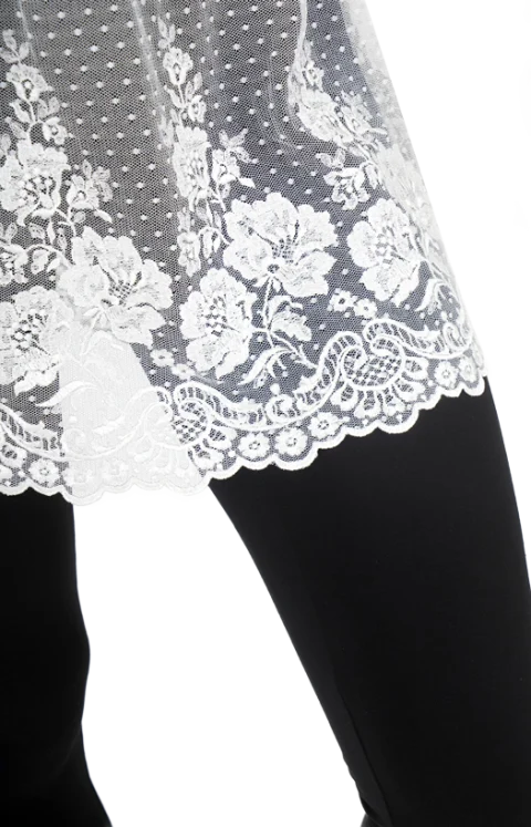 Embroidered Mini Skirt in White — снимка 2