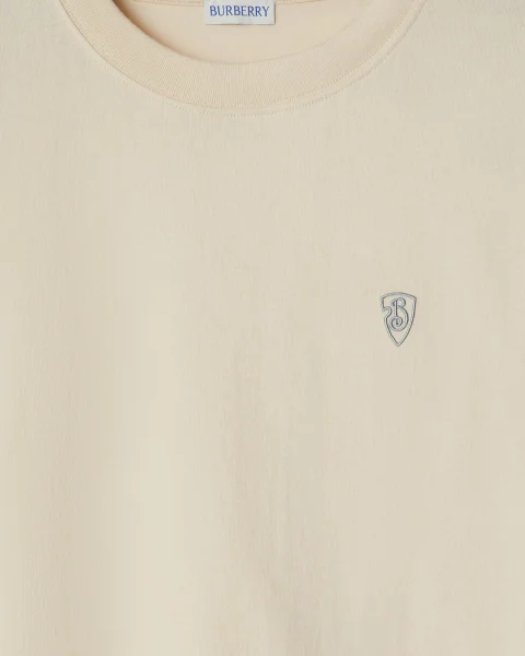 B-Shield Logo T-Shirt in Tundra — снимка 2