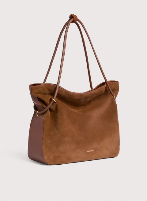 Велурена чанта Coccinelle Lizzie Medium, — снимка 2