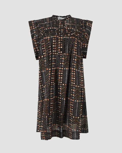 Robe Leazali in Faded Black