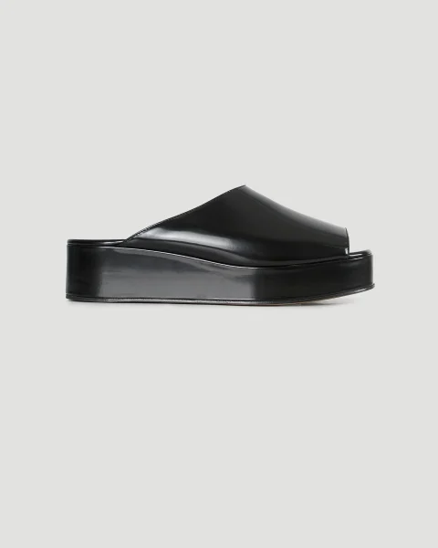 Emi Flatform Sandal in Leather