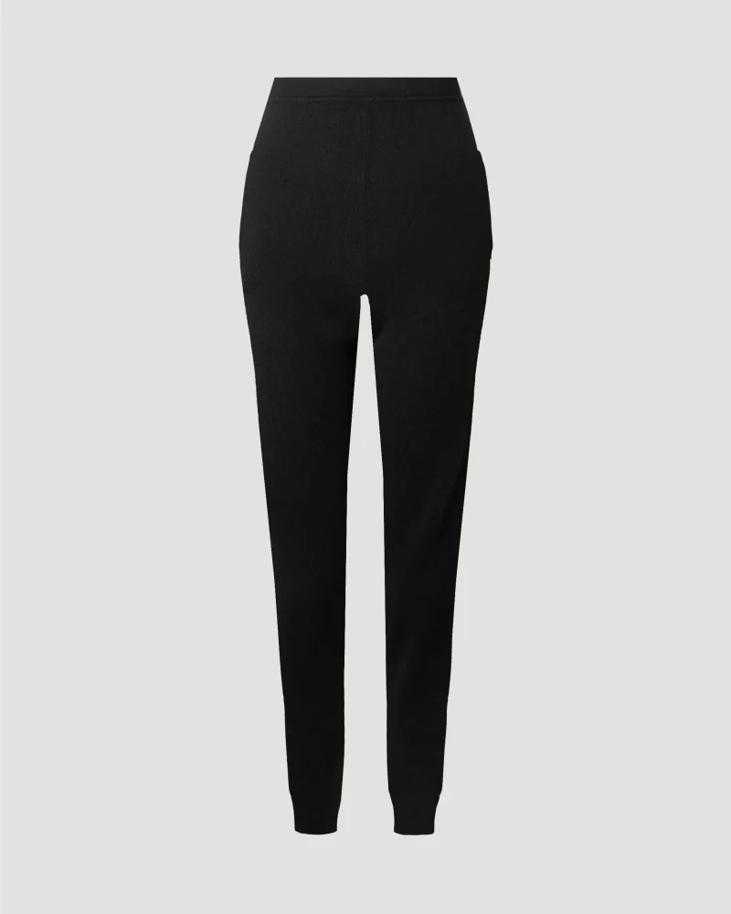 High-Waisted Leggings in Black Cashmere