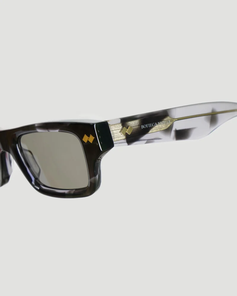 Dizzy Square Sunglasses in Havana Gold — снимка 4