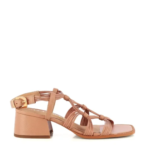Дамски Сандали На Ток FERRUCCI – 2525402 VACHETA PESSEGO