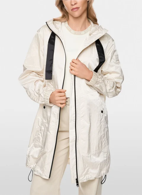 Яке с контрастни детайли 'Glossy' Marc Cain Sports — снимка 2