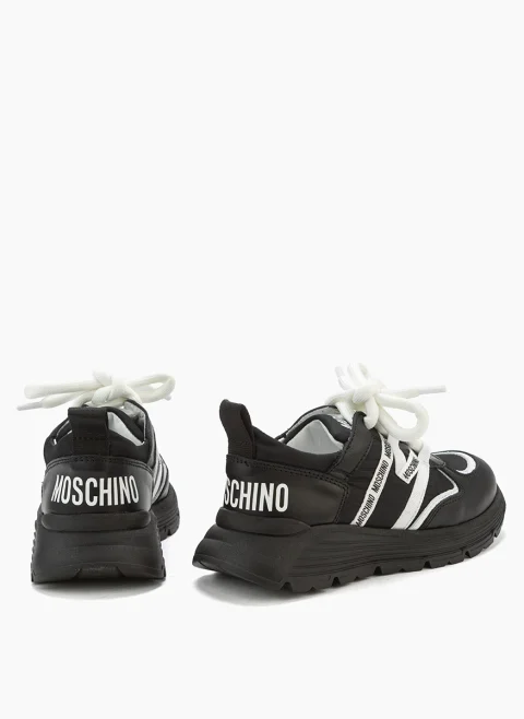 Кецове с контрастни детайли Moschino Kids — снимка 3