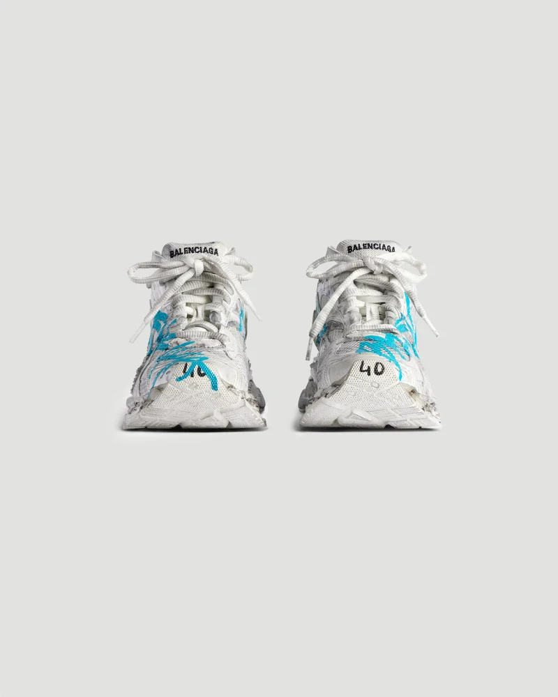 Runner Graffiti Sneaker in White and Blue — снимка 3