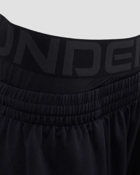 Under Armour® Running Shorts in Black — снимка 3