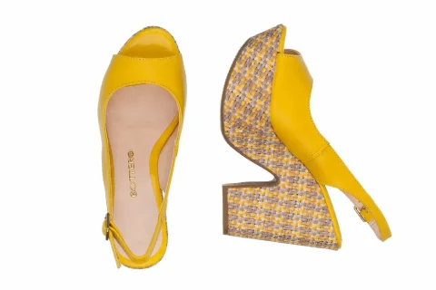 Дамски сандали с висок масивен ток Bottero – 240203-amarelo — снимка 4
