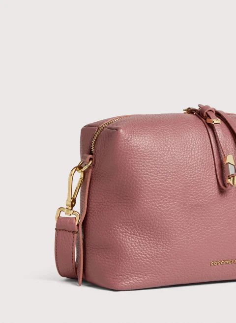 Мини чанта Coccinelle Nory Small — снимка 7