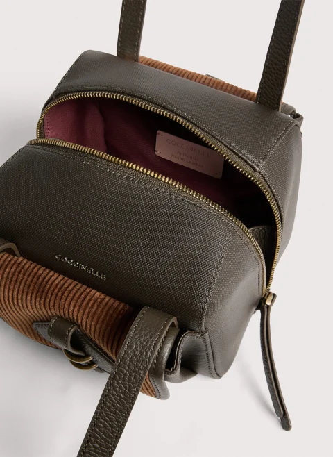 Мини чанта Coccinelle Mavery Pocket Fango Cognac — снимка 4