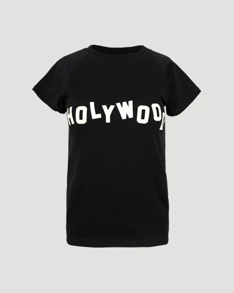Small Fit T-Shirt in Black
