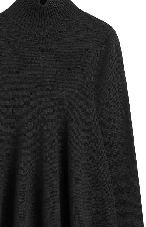 Wool Turtleneck Top in Black — снимка 2