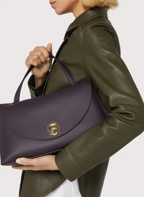 Кожена чанта Coccinelle Nikla Medium — снимка 9