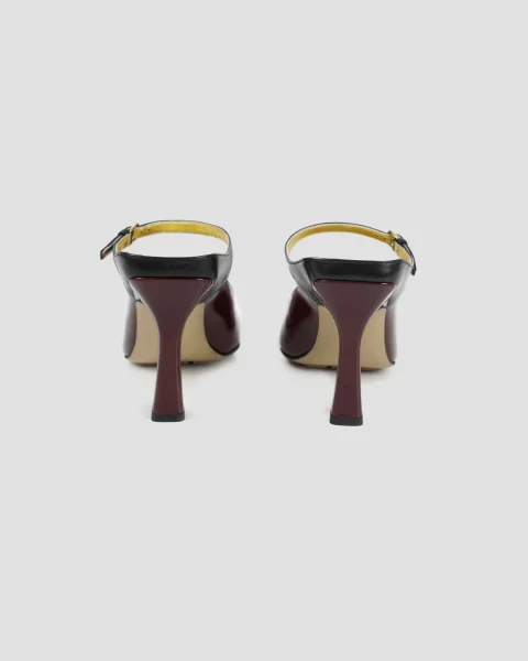 Mary Jane Pumps in Patent Leather — снимка 3