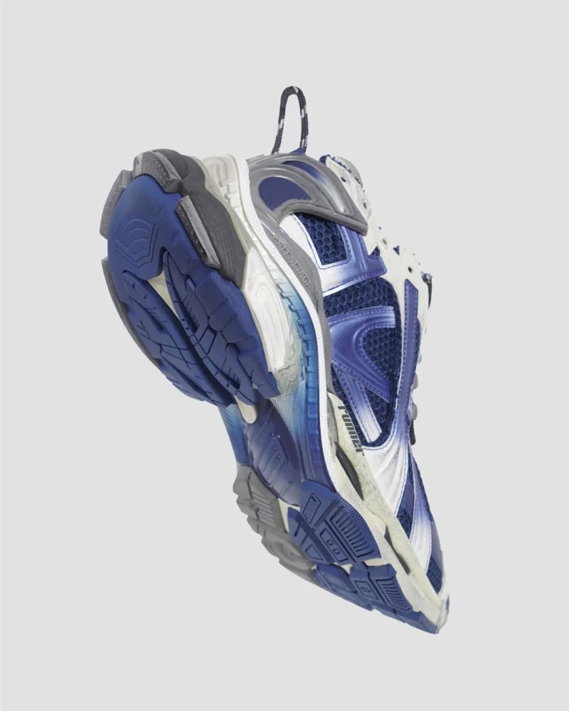 Runner Gradient Sneaker in Beige and Navy — снимка 4