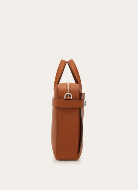 Чанта тип куфарче 'Hug' Ferragamo — снимка 3