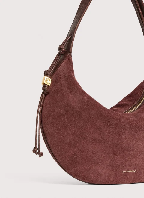 Велурена чанта Coccinelle Thess Medium — снимка 3