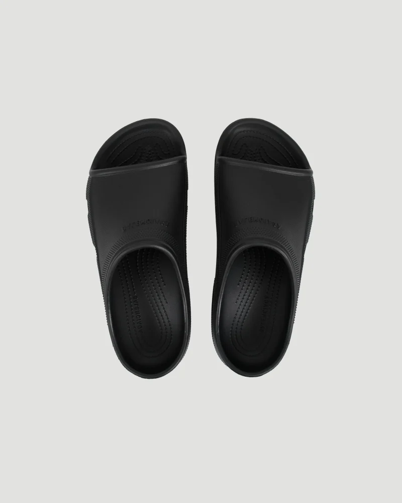 Crocs™ Slide Sandal in Black — снимка 4