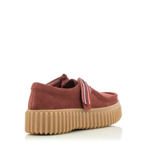 Дамски Ежедневни CLARKS – 26173851 TORHILL BEE CHESTNUT SUEDE — снимка 3