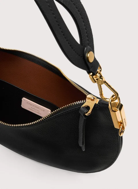 Чанта Coccinelle Sunup Medium — снимка 10