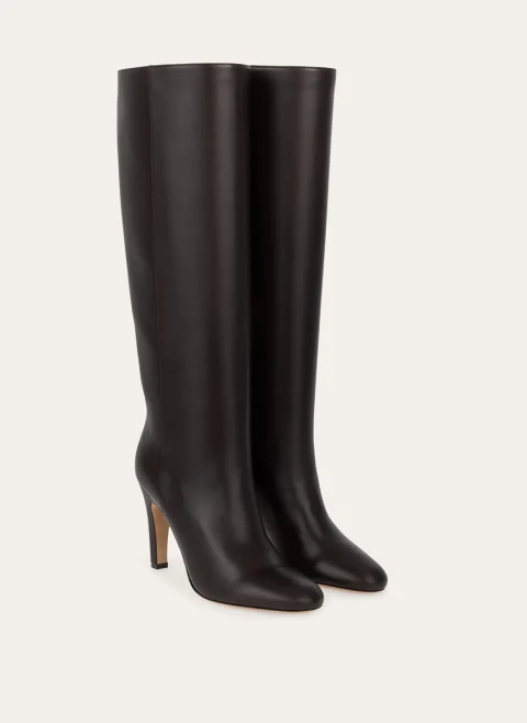 Високи кожени ботуши на ток Ferragamo — снимка 2