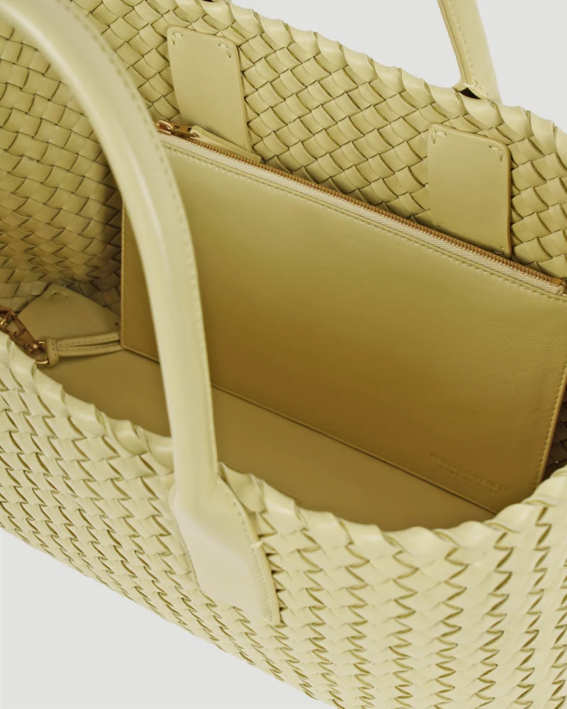 Small Cabat Tote in Butter — снимка 4