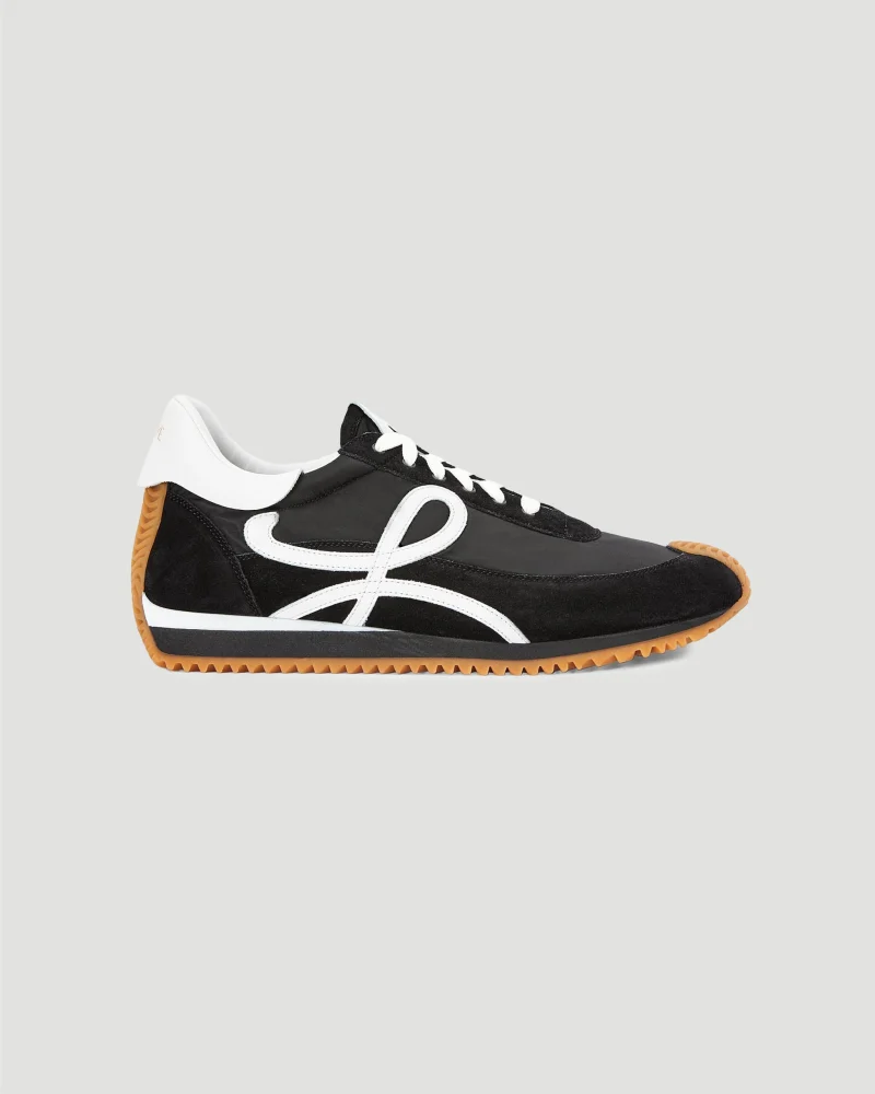 Flow Runner in Nylon and Suede