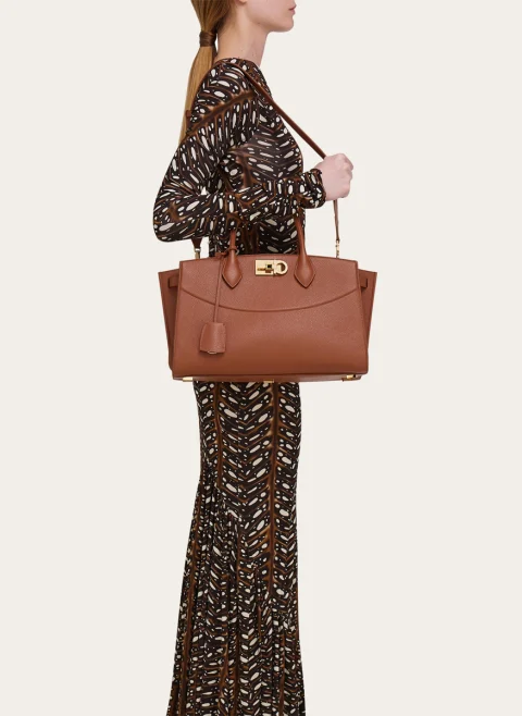 Чанта 'Studio' Ferragamo (M) — снимка 8