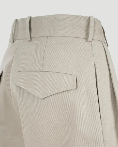 Oversized Bermuda Pants in Beige — снимка 3