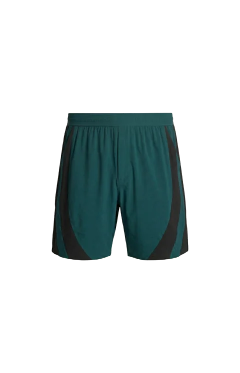 Ultralight Woven Shorts in Aurora Ivy