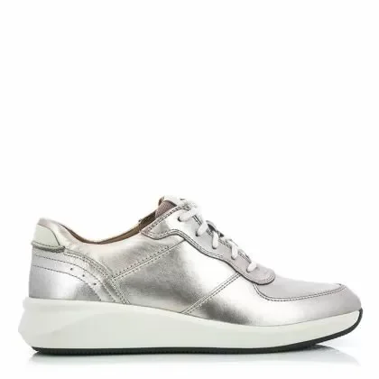 Дамски сникърс CLARKS – 26163236 Un Rio Sprint Platinum Metallic Leather