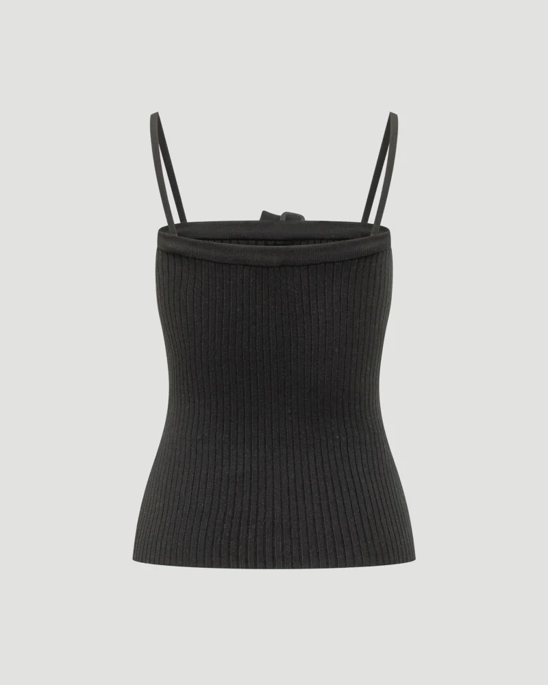 Buckle Rib Knit Top in Black — снимка 2