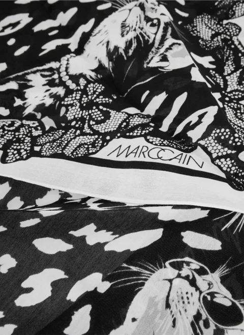 Шал с коприна Marc Cain Sports — снимка 2