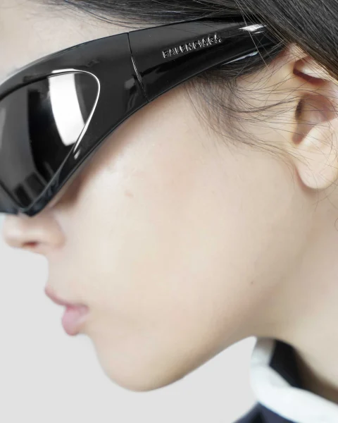 Skin Cat Sunglasses in Black — снимка 4